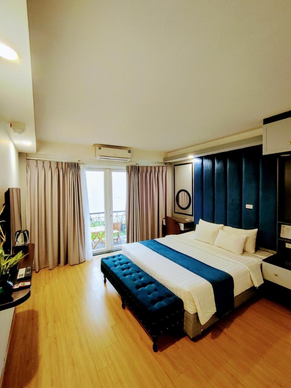 Hanoi Capital Premium Hotel Exteriér fotografie